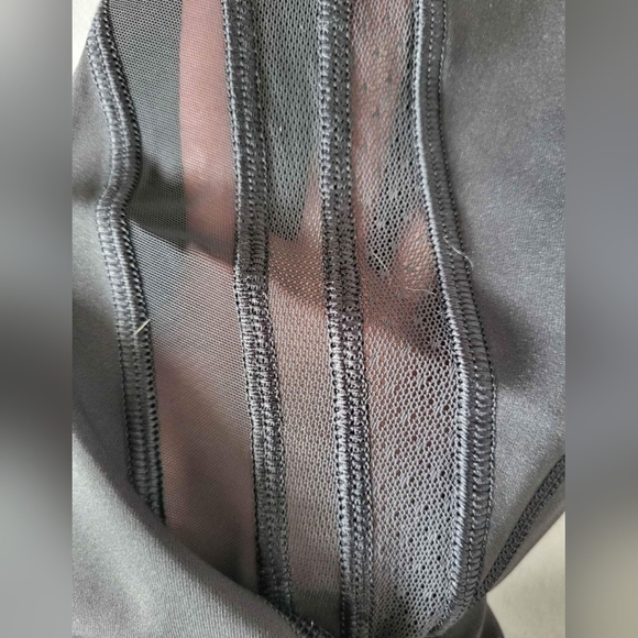 Lululemon cropped leggings - Picture 4 of 4